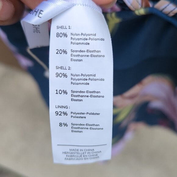 Cupshe Floral V-Neck Sheer Band Swimsuit in Navy & Pink Plus Size - 1X NWT - Picture 3 of 7